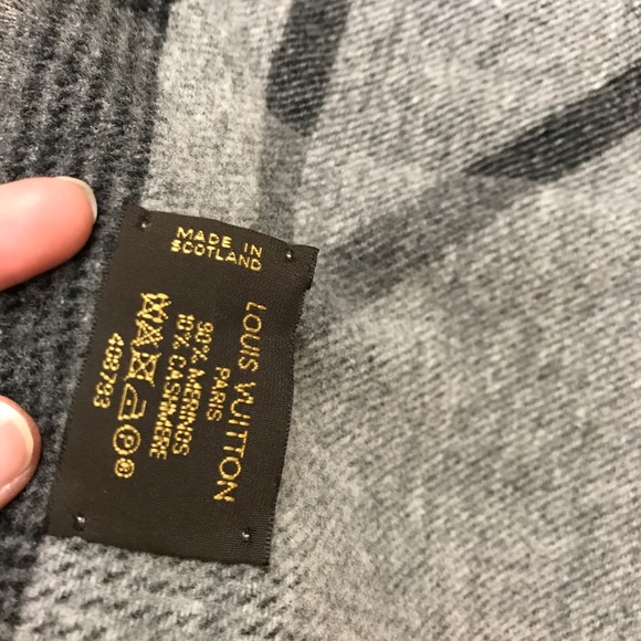 💯 Authentic Louis Vuitton scarf - Picture 6 of 7
